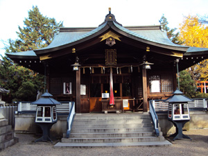 正面からの疣水磯良神社