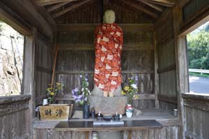 隆信寺前のイボ地蔵
