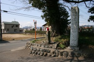 香雲寺正面前のいぼとり地蔵