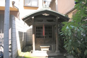 えぼ地蔵の地蔵堂の拡大