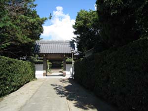 寿福寺第十世住職が辻地蔵を建立しました。