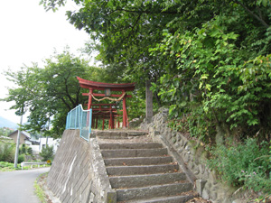瘡守稲荷神社の登り口