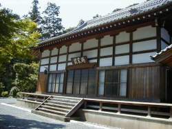 西来院の本堂